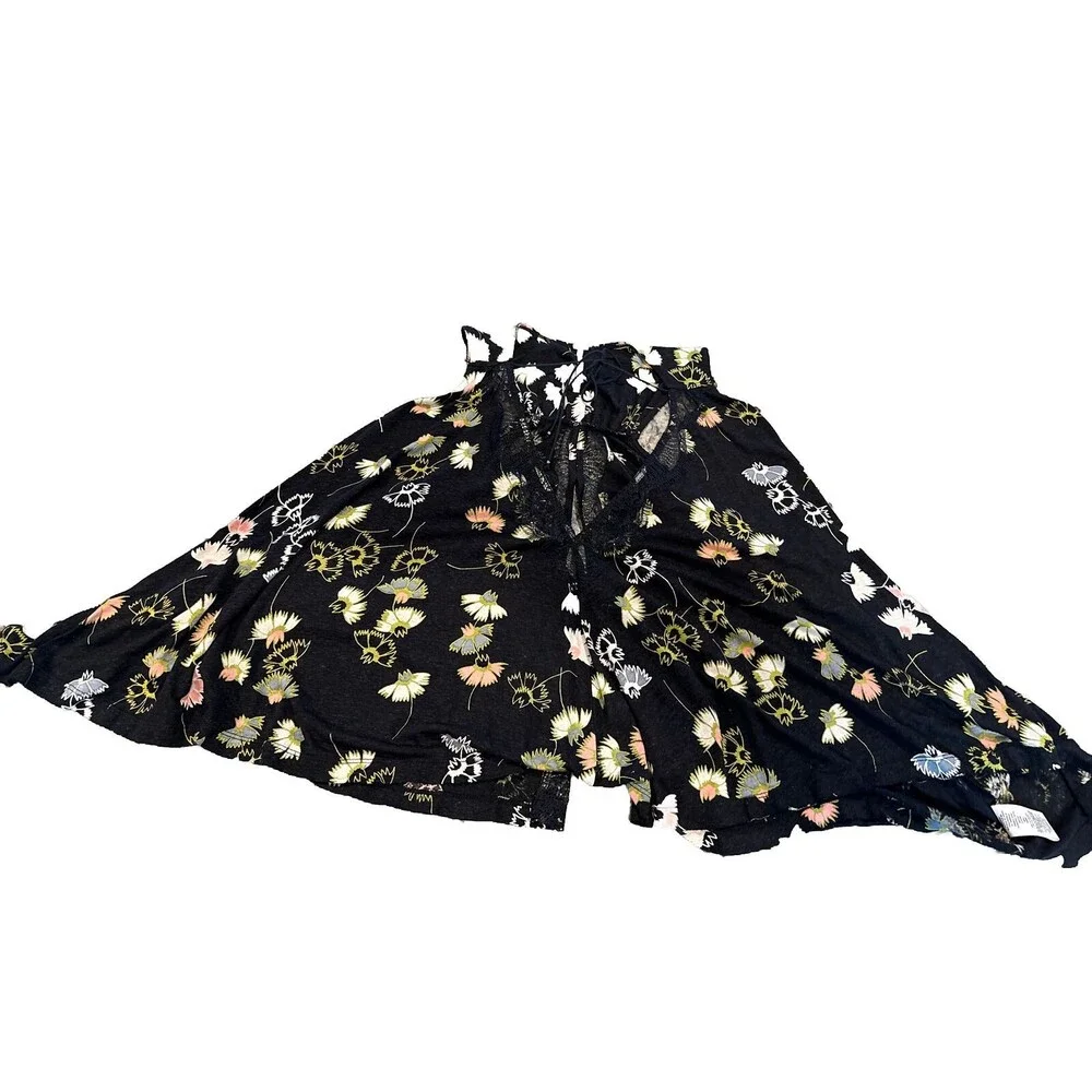 Free People Shirt Womens XS Black Floral Tank Top Flowy Boho Open Back Lace